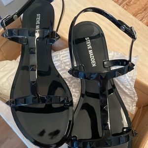 Steve Madden studded jelly sandals -NEW IN BOX!